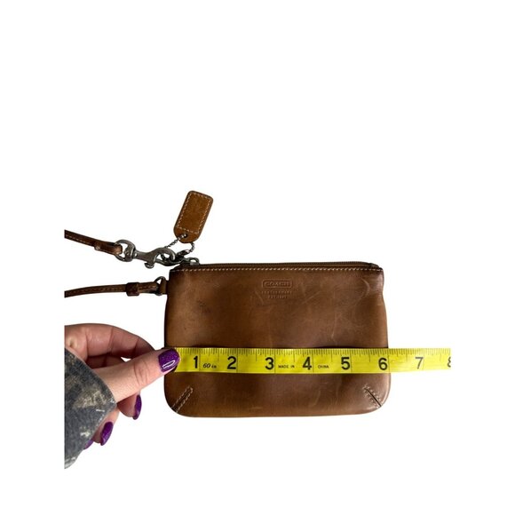 Vintage Coach Leather Wristlet Wallet Caramel Brown Patina - Picture 7 of 8